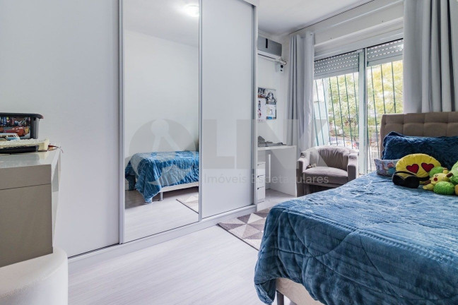 Imagem Apartamento com 3 Quartos à Venda, 118 m² em Petrópolis - Porto Alegre Imagem Apartamento com 3 Quartos à Venda, 118 m² em Petrópolis - Porto Alegre