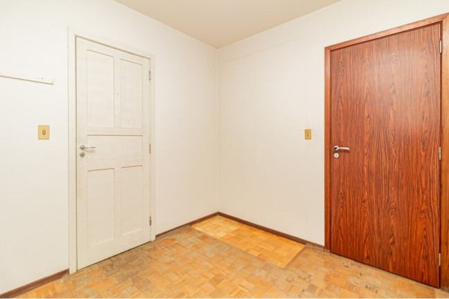 Imagem Apartamento com 3 Quartos à Venda, 76 m² em Mont Serrat - Porto Alegre Imagem Apartamento com 3 Quartos à Venda, 76 m² em Mont Serrat - Porto Alegre