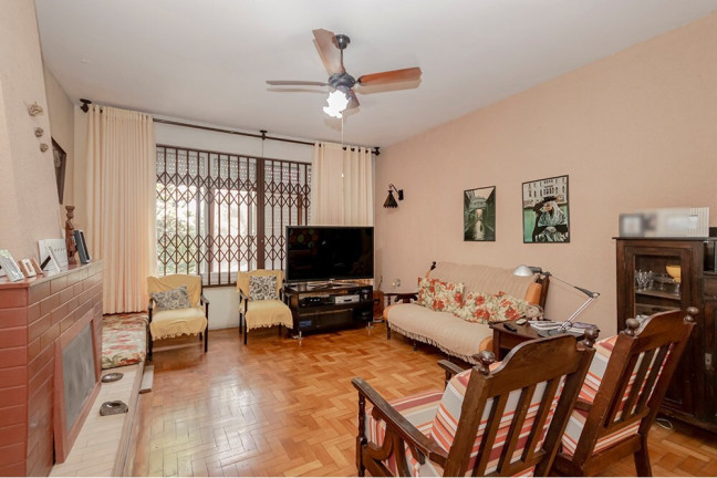 Casa com 5 Quartos à Venda, 164 m² em Cristal - Porto Alegre