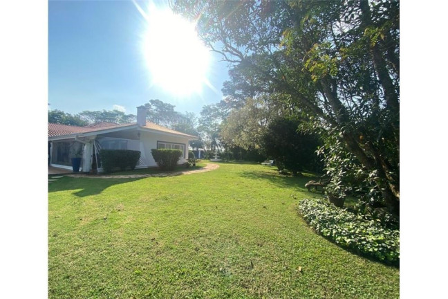Imagem Casa com 4 Quartos à Venda, em Vila De São Fernando - Cotia Imagem Casa com 4 Quartos à Venda, em Vila De São Fernando - Cotia