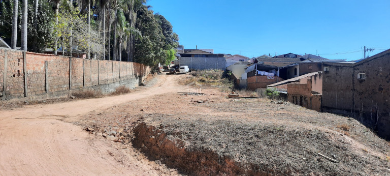 Imagem Imóvel Comercial à Venda, 2.120 m² em Estância São José - Poços De Caldas Imagem Imóvel Comercial à Venda, 2.120 m² em Estância São José - Poços De Caldas