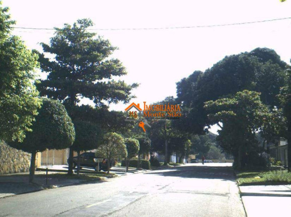 Imagem Sobrado com 6 Quartos à Venda, 290 m² em Jardim Vila Galvão - Guarulhos Imagem Sobrado com 6 Quartos à Venda, 290 m² em Jardim Vila Galvão - Guarulhos