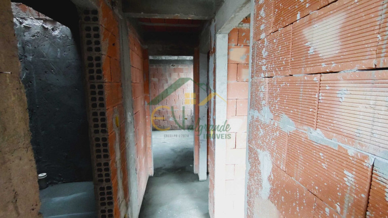 Imagem Sobrado com 3 Quartos à Venda, 130 m² em Xaxim - Curitiba Imagem Sobrado com 3 Quartos à Venda, 130 m² em Xaxim - Curitiba