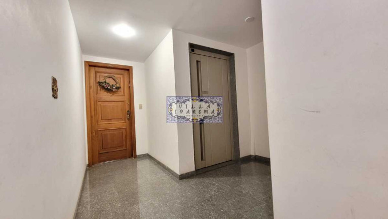 Imagem Apartamento com 8 Quartos à Venda, 320 m² em Lagoa - Rio De Janeiro Imagem Apartamento com 8 Quartos à Venda, 320 m² em Lagoa - Rio De Janeiro