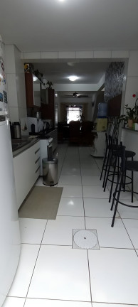 Imagem Sobrado com 2 Quartos à Venda, 140 m² em Santa Regina - Camboriú Imagem Sobrado com 2 Quartos à Venda, 140 m² em Santa Regina - Camboriú