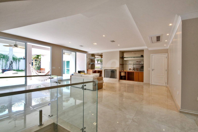 Imagem Casa de Condomínio com 5 Quartos à Venda, 709 m² em Alphaville Residencial Um - Barueri Imagem Casa de Condomínio com 5 Quartos à Venda, 709 m² em Alphaville Residencial Um - Barueri