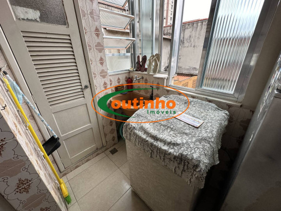 Imagem Apartamento com 2 Quartos à Venda, 77 m² em Maracanã - Rio De Janeiro Imagem Apartamento com 2 Quartos à Venda, 77 m² em Maracanã - Rio De Janeiro