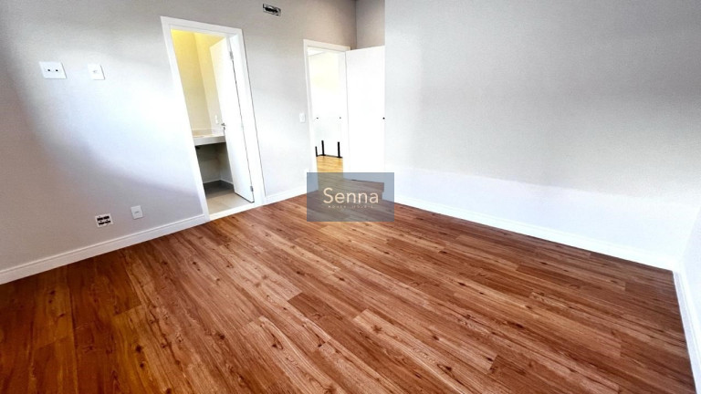 Imagem Casa com 3 Quartos à Venda, 395 m² em Medeiros - Jundiaí Imagem Casa com 3 Quartos à Venda, 395 m² em Medeiros - Jundiaí