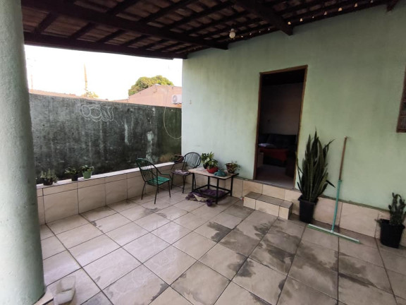 Imagem Imóvel com 
            	4             Quartos à Venda, 200 m² em 
            	Sitios Santa Luzia             - 
            	Aparecida De Goiania            