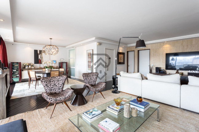 Imagem Apartamento com 3 Quartos à Venda, 212 m² em Vila Nova Conceição - São Paulo Imagem Apartamento com 3 Quartos à Venda, 212 m² em Vila Nova Conceição - São Paulo
