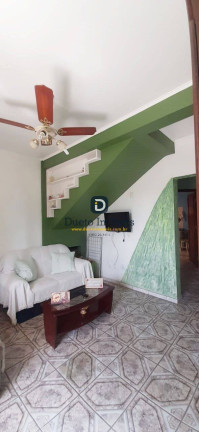 Imagem Sobrado com 6 Quartos à Venda, 294 m² em Camobi - Santa Maria