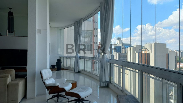 Apartamento com 2 Quartos à Venda, 130 m² em Brooklin - São Paulo