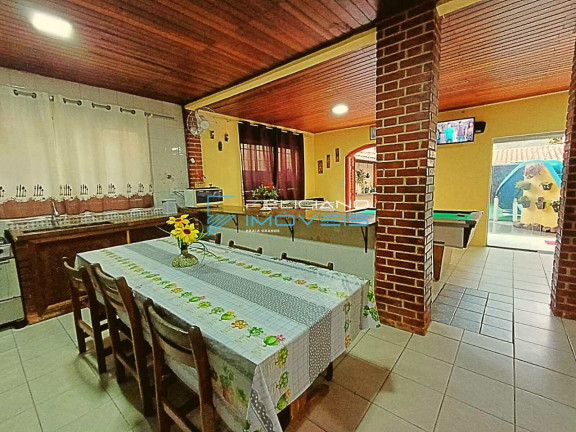 Imagem Sobrado com 5 Quartos à Venda, 280 m² em Canto Do Forte - Praia Grande