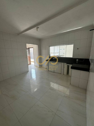 Imagem Casa com 3 Quartos à Venda, 300 m² em Canto Do Forte - Praia Grande Imagem Casa com 3 Quartos à Venda, 300 m² em Canto Do Forte - Praia Grande