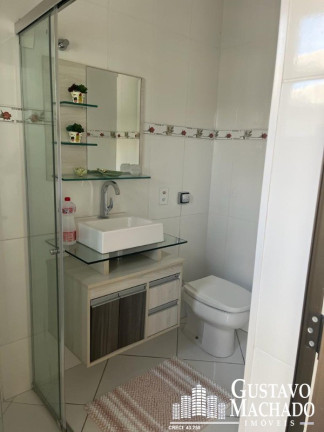 Imagem Casa com 3 Quartos à Venda, 196 m² em Loteamento Bondarovshy - Quatis