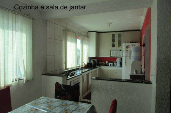 Imagem Casa com 8 Quartos à Venda, 210 m² em Jardim Carapicuíba - Carapicuíba