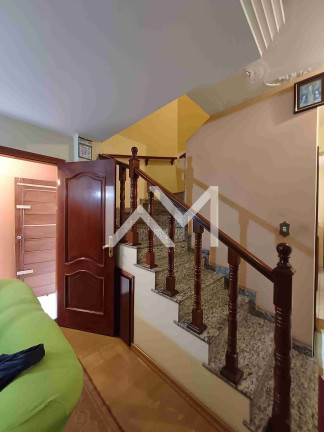 Imagem Casa com 3 Quartos à Venda, 216 m² em Vila Galvão - Guarulhos Imagem Casa com 3 Quartos à Venda, 216 m² em Vila Galvão - Guarulhos