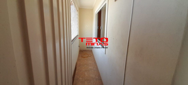 Imagem Casa com 2 Quartos à Venda, 76 m² em São Lourenço - São Lourenço Imagem Casa com 2 Quartos à Venda, 76 m² em São Lourenço - São Lourenço