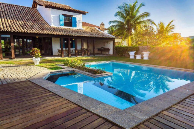 Imagem Casa com 9 Quartos à Venda, 1 m² em Passagem - Cabo Frio Imagem Casa com 9 Quartos à Venda, 1 m² em Passagem - Cabo Frio