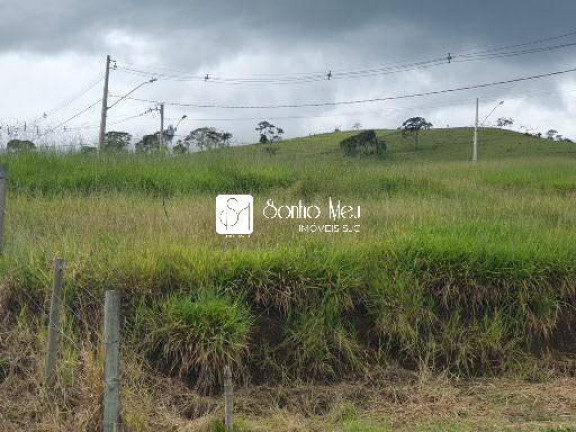 Imagem Terreno à Venda, 500 m² em Centro - Virgínia Imagem Terreno à Venda, 500 m² em Centro - Virgínia