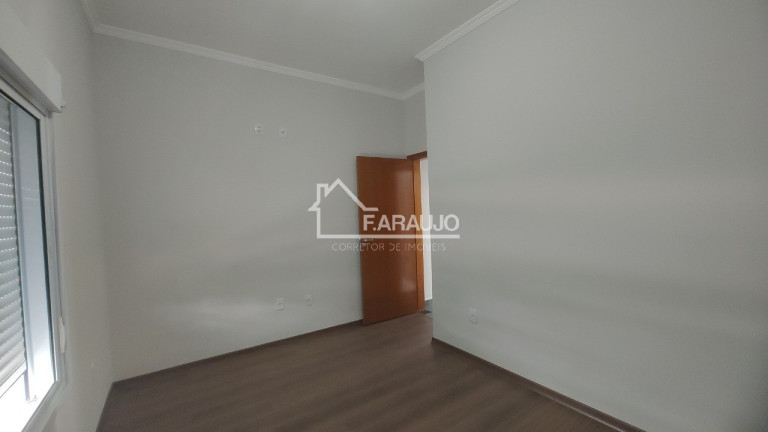 Imagem Imóvel com 3 Quartos à Venda, 208 m² em Cajuru Do Sul - Sorocaba Imagem Imóvel com 3 Quartos à Venda, 208 m² em Cajuru Do Sul - Sorocaba