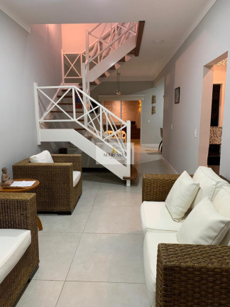 Imagem Casa com 4 Quartos à Venda, 220 m² em Maresias - São Sebastião Imagem Casa com 4 Quartos à Venda, 220 m² em Maresias - São Sebastião