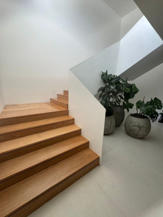Imagem Casa de Condomínio com 7 Quartos à Venda, 1.900 m² em Centro - Mangaratiba