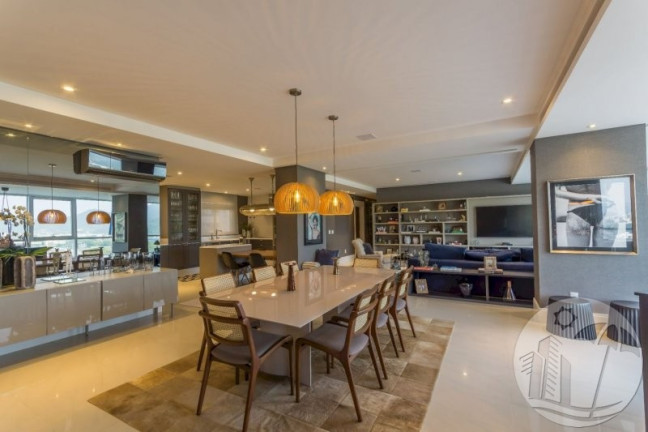 Imagem Apartamento com 4 Quartos à Venda, 191 m² em Centro - Balneário Camboriú Imagem Apartamento com 4 Quartos à Venda, 191 m² em Centro - Balneário Camboriú