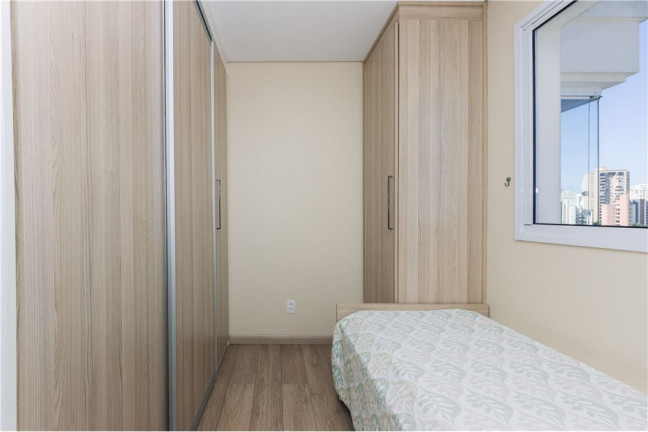 Imagem Imóvel com 3 Quartos à Venda, em Jardim Londrina - São Paulo Imagem Imóvel com 3 Quartos à Venda, em Jardim Londrina - São Paulo
