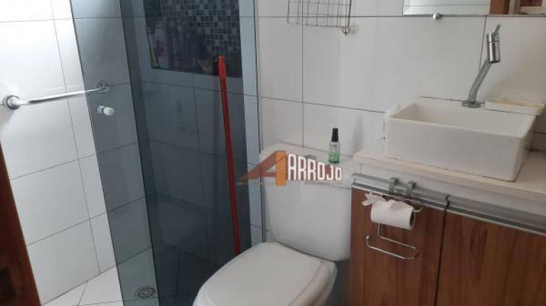 Imagem Sobrado com 3 Quartos à Venda, 102 m² em Vila Esperança - São Paulo Imagem Sobrado com 3 Quartos à Venda, 102 m² em Vila Esperança - São Paulo