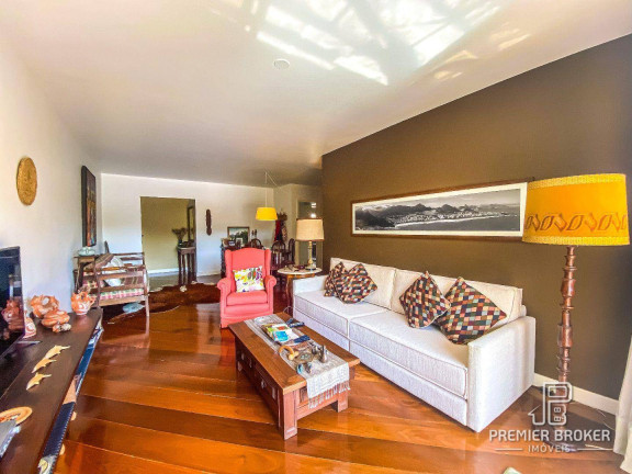 Apartamento com 3 Quartos à Venda, 115 m² em Alto - Teresópolis