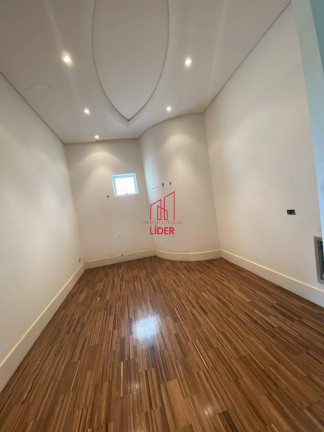 Imagem Casa com 2 Quartos à Venda, 613 m² em Centro Civico - Curitiba
