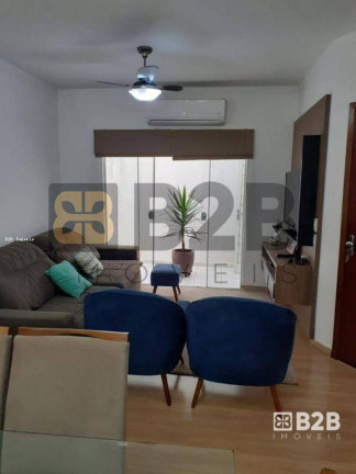 Imagem Casa com 3 Quartos à Venda, 160 m² em Centro - Bauru Imagem Casa com 3 Quartos à Venda, 160 m² em Centro - Bauru