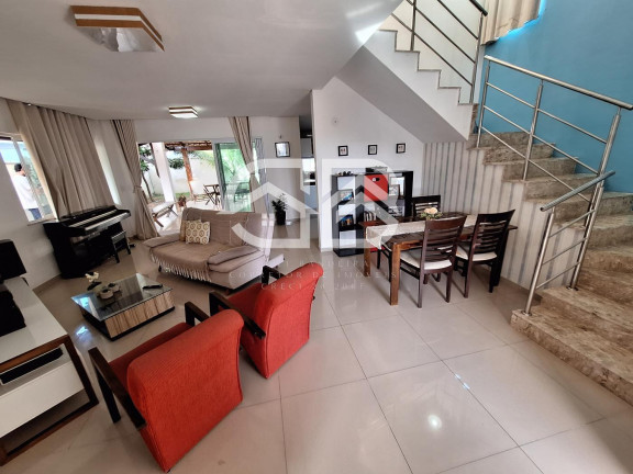 Imagem Casa com 3 Quartos à Venda, 180 m² em Urucunema - Eusébio Imagem Casa com 3 Quartos à Venda, 180 m² em Urucunema - Eusébio