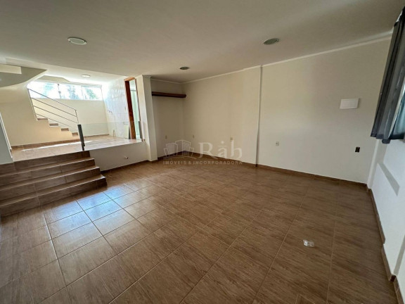Imagem Sobrado com 3 Quartos à Venda, 145 m² em Ariribá - Balneário Camboriú
