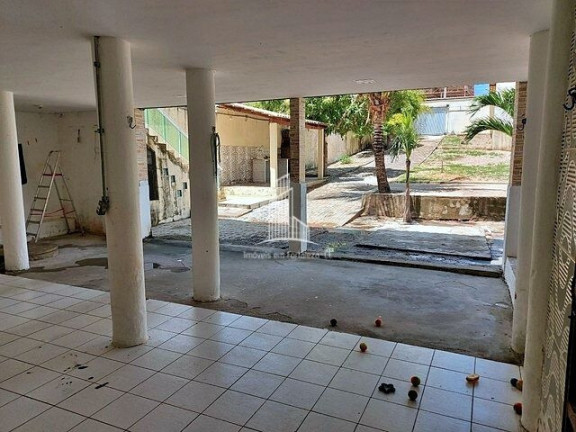 Imagem Casa com 2 Quartos à Venda, 180 m² em Manuel Dias Branco - Fortaleza Imagem Casa com 2 Quartos à Venda, 180 m² em Manuel Dias Branco - Fortaleza
