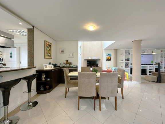 Imagem Casa com 3 Quartos à Venda, 334 m² em Capoeiras - Florianópolis Imagem Casa com 3 Quartos à Venda, 334 m² em Capoeiras - Florianópolis