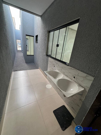 Imagem Casa com 3 Quartos à Venda, 180 m² em Goiá - Goiânia Imagem Casa com 3 Quartos à Venda, 180 m² em Goiá - Goiânia