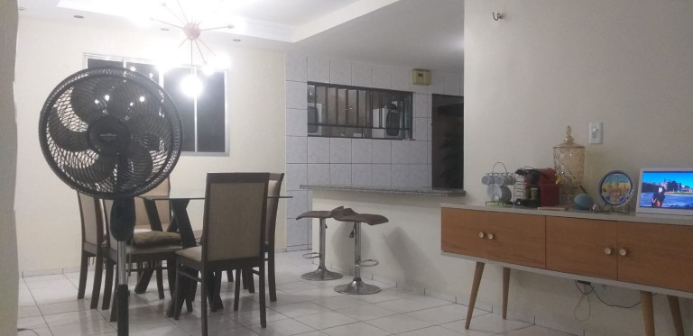 Imagem Casa com 3 Quartos à Venda, 300 m² em Dirceu Arcoverde I - Teresina Imagem Casa com 3 Quartos à Venda, 300 m² em Dirceu Arcoverde I - Teresina