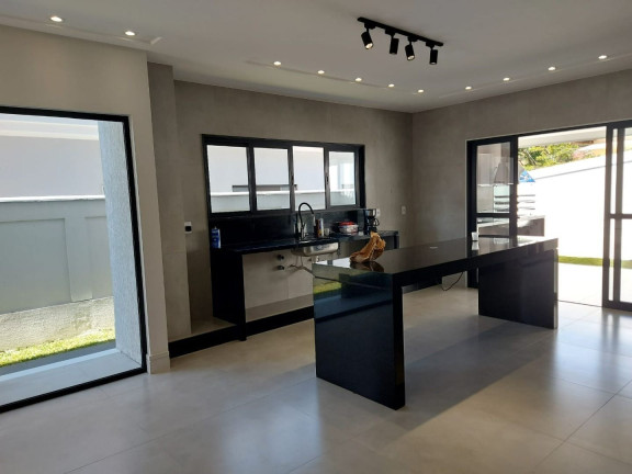 Imagem Casa com 4 Quartos à Venda, 400 m² em Albuquerque - Teresópolis