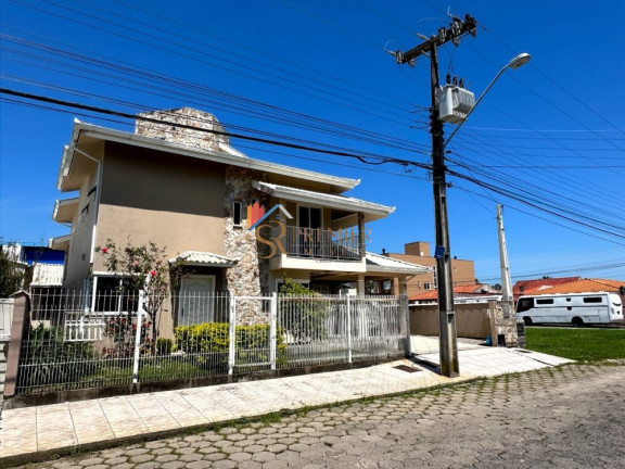Imagem Casa com 3 Quartos à Venda, 279 m² em Carianos - Florianópolis Imagem Casa com 3 Quartos à Venda, 279 m² em Carianos - Florianópolis