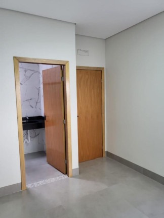 Imagem Casa com 3 Quartos à Venda, 147 m² em Jardim Espanha - Maringá Imagem Casa com 3 Quartos à Venda, 147 m² em Jardim Espanha - Maringá