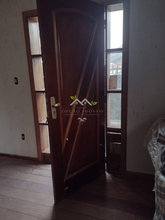 Imagem Casa com 4 Quartos à Venda, em Vila Lolly - Campos Do Jordão Imagem Casa com 4 Quartos à Venda, em Vila Lolly - Campos Do Jordão
