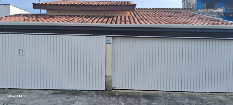 Imagem Casa com 3 Quartos à Venda, 217 m² em Santana - Pindamonhangaba Imagem Casa com 3 Quartos à Venda, 217 m² em Santana - Pindamonhangaba