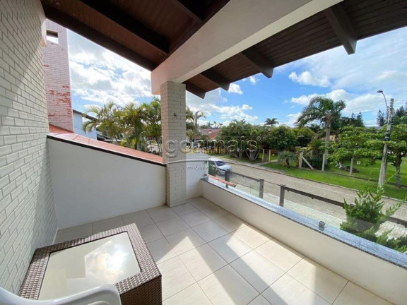 Imagem Imóvel com 5 Quartos à Venda, 648 m² em Atlântida - Xangri-lá Imagem Imóvel com 5 Quartos à Venda, 648 m² em Atlântida - Xangri-lá