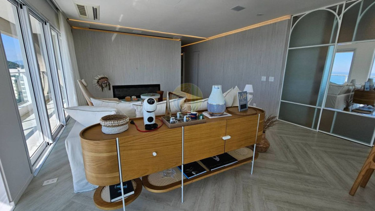Imagem Apartamento com 4 Quartos à Venda, 222 m² em Praia Brava - Itajaí Imagem Apartamento com 4 Quartos à Venda, 222 m² em Praia Brava - Itajaí