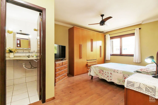 Imagem Casa com 3 Quartos à Venda, 150 m² em Guarujá - Porto Alegre Imagem Casa com 3 Quartos à Venda, 150 m² em Guarujá - Porto Alegre