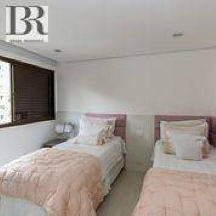 Imagem Apartamento com 4 Quartos à Venda, 220 m² em Moema - São Paulo Imagem Apartamento com 4 Quartos à Venda, 220 m² em Moema - São Paulo
