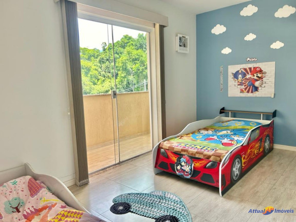 Imagem Casa com 4 Quartos à Venda, 184 m² em Jardim Europa - Teresópolis