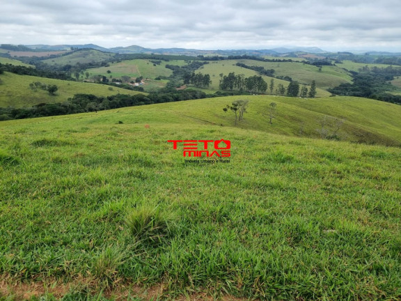 Imagem Imóvel à Venda, 252 m² em 4km Da Cidade - Cruzília Imagem Imóvel à Venda, 252 m² em 4km Da Cidade - Cruzília